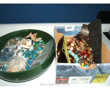 Miscellaneous costume Jewellery beads, compact, sunglasses, fan, etc. and a quantity of loose beads