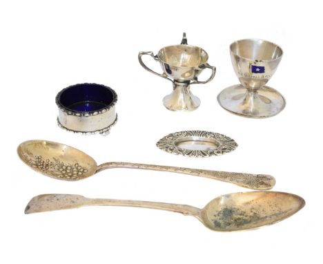 A selection of silver, to include an enamelled egg cup by Walker &amp; Hall, two spoons, a salt and miniature cup, gross weig