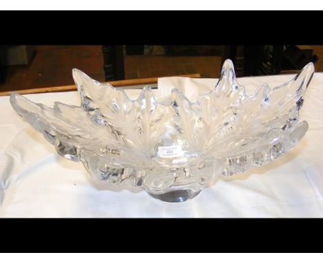 An impressive Lalique Champs-Elysees clear 'Leaf' bowl - 45cm - with mark to base CONDITION REPORTBy our judgement, condition