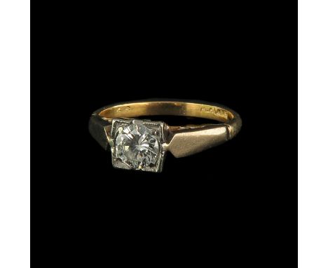 14k gold, set with brilliant cut diamond, diameter 3.5 mm, ring size 17