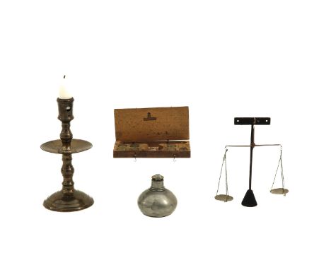 Consisting of 4 pieces, including a bronze disc candlestick, Holland, ca. 1600, height 20 cm.