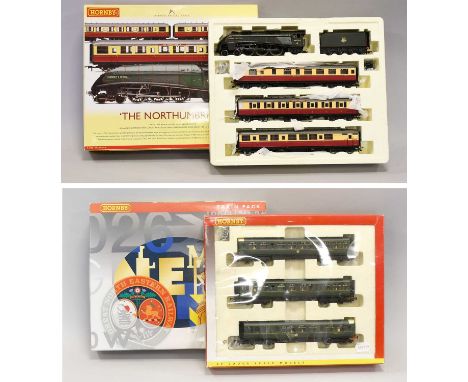 Hornby (China) OO Gauge R2435 The Northumbrian with Class A4 locomotive Andrew K McCoah BR 60003 with two BR(E) corridor coac