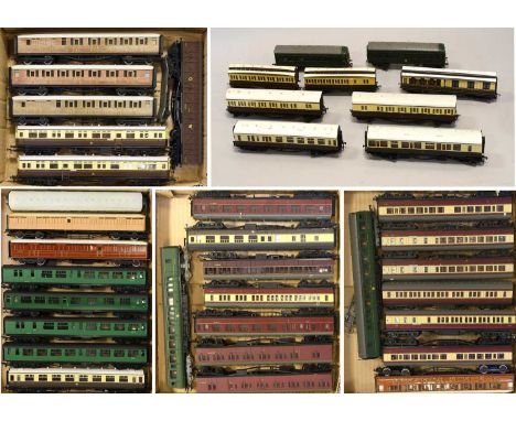Hornby/Triang/Airfix And Others A CollectionOf Assorted Coaches (generally E-G) (44)
