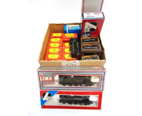 [OO GAUGE]. A MISCELLANEOUS COLLECTION comprising two Lima No.205111, G.W.R. 2-6-2 prairie tank locomotives, 4589, green live