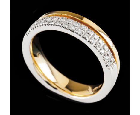 A ring bandBicoloured goldSet with two friezes of small brilliant cut diamondsDeer hallmark 800/1000 (1985-2020) and same dat