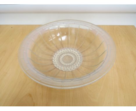A circa 1929 Lalique "Cremiev" opalescent bowl, marked R. Lalique, France, 30cm diameter