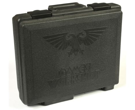Games Workshop Warhammer &amp; similar, large quantity of plastic and metal 28mm scale fantasy figures, Good to Good Plus, so