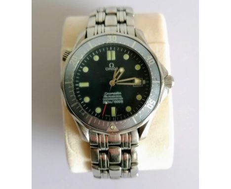 An Omega gentleman's steel-cased Seamaster Professional Chronometer wristwatch with (faded) blue dial and bezel, 41mm, 300m/1