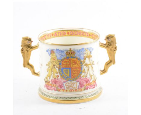 Loving Cup, modern Paragon China with two Lion handles, Limited Edition No. 213 commemorating the Coronation of George VI, de