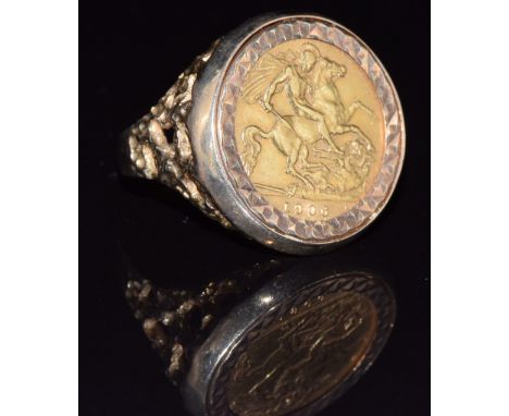 A 9ct gold ring set with a 1906 gold half sovereign, 11.3g, size Q