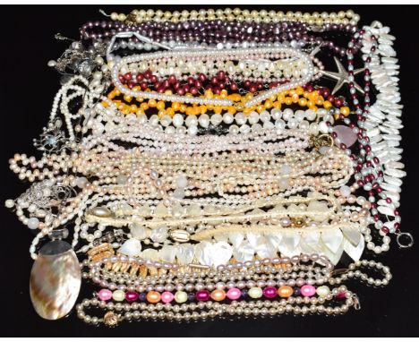 More than 22 pearl necklaces with silver and 9ct gold clasps&nbsp;