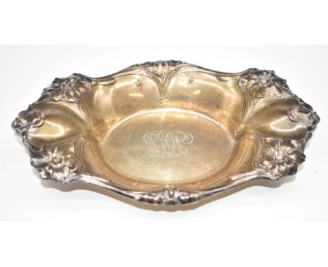 American sterling silver Art Nouveau dish with floral decoration, maker's mark R for Reed &amp; Barton, length 21cm, weight 1