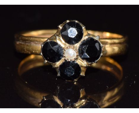 Victorian 22ct gold ring set with French jet and a seed pearl, 3.5g, size N