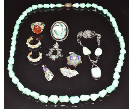 Chinese pendant set with a jade and sapphire cabochon, turquoise necklace with silver filigree clasp, Chinese filigree silver