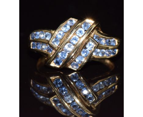 A 9ct gold ring set with topaz, 2.7g, size J