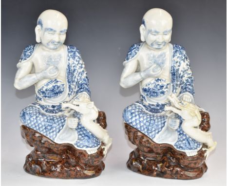 Two 19th/20thC Japanese figures with dragon decoration, H31cm