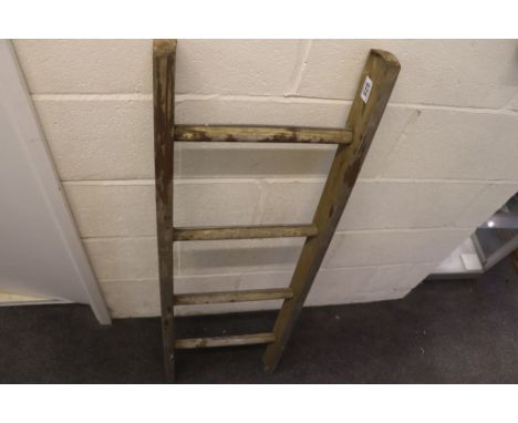 Wooden Towel Ladder Rail