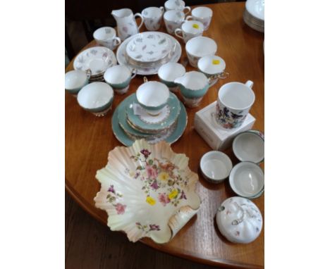 A Tuscan windswept pattern part tea service, Sutherland part tea service, Carlton Ware dish, seven other ceramic items. (51) 