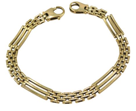 A gate link bracelet, on a lobster claw clasp, yellow metal, stamped 375, 14.5g.