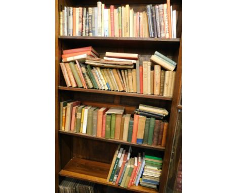 Hunting.- 4 shelves mixed hunting &amp; natural history.
