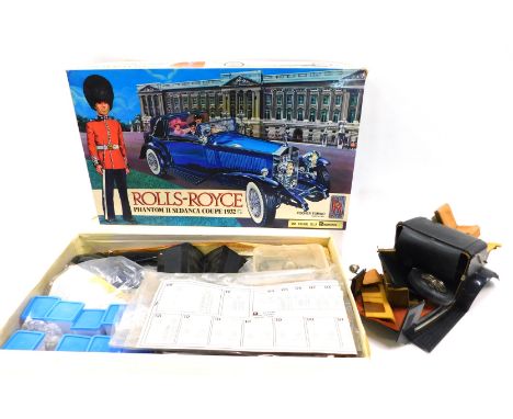 A model kit for a Rolls-Royce Phantom II Sedanca 1932, scale 1:10, made by Pocher Terino, with box.
