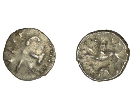 British Iron Age, ATREBATES and REGNI, Tincomarus (25 BC - AD 10), silver Unit, tinc cruciform around pellet, rev. lion leapi