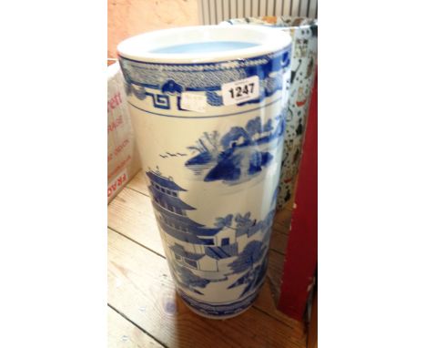 A modern Chinese blue and white stick stand