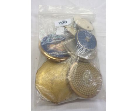 A quantity of vintage compacts - a/f