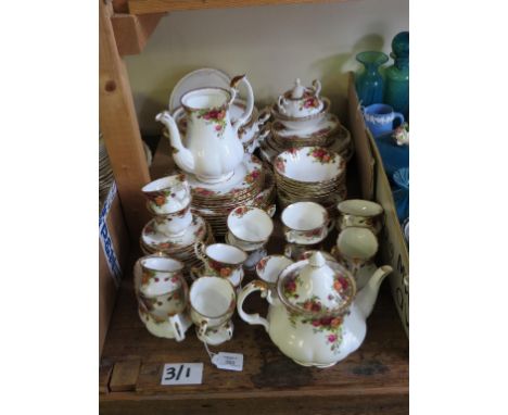 Royal Albert, Old Country Roses, a seventy-seven piece dinner, tea and coffee service, firsts and seconds