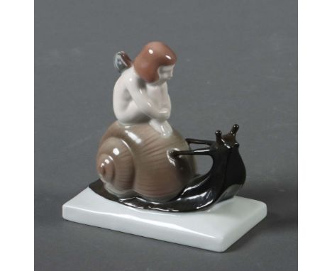 Caasmann, AlbertBerlin 1886 - 1968 Brandenburg, war ein deutscher Bildhauer. Jugendstil-Figurengruppe "Schneckenpost", E: 191
