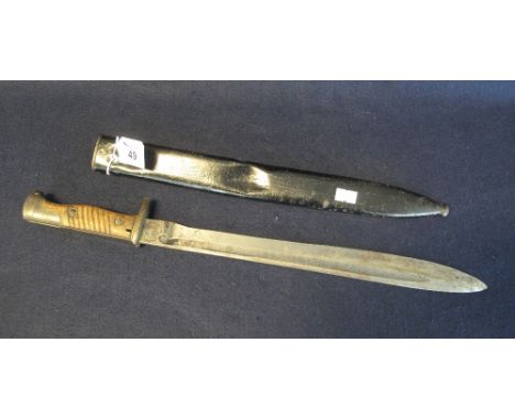 German First World War period bayonet with painted metal scabbard. (B.P. 24% incl. VAT)