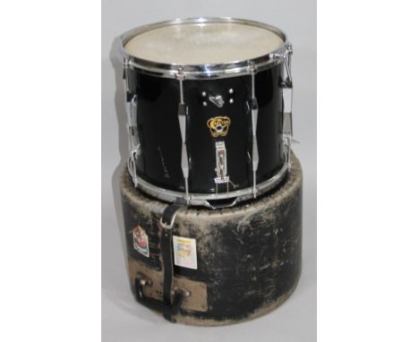 A Carlton Everplay Extra regimental side drum, in black, with chrome style trim, 33cm high, 36cm wide, in outer casing. 