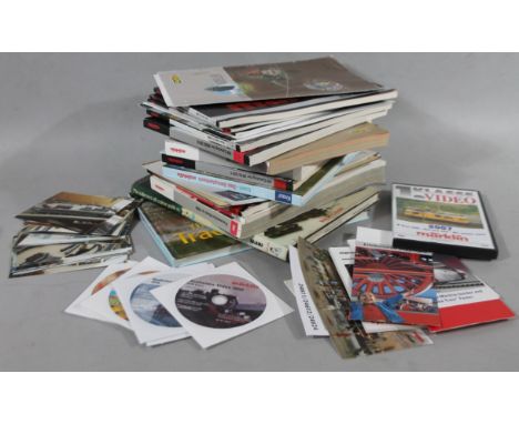 Various train related ephemera, mainly Marklin, back catalogues, Eckert (Klaus) The Track Plan Book for H O layouts over 3M/1