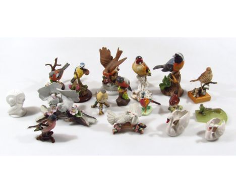 Various bird ornaments, to include Royal Worcester no. 2667 finch, on gilt highlighted base, 13cm high, etc.