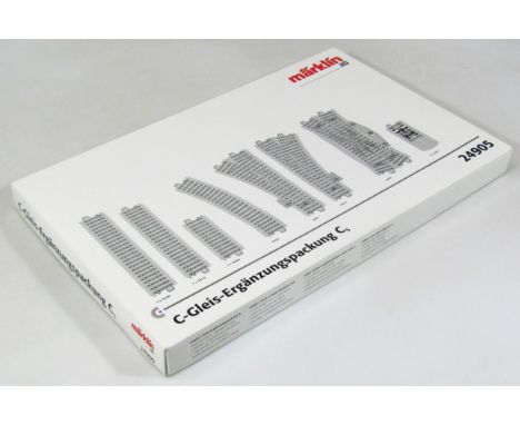 A Marklin HO-gauge set of track, 24905 C-Gleis-Erganzungspackung C2, various dimensions. (boxed)