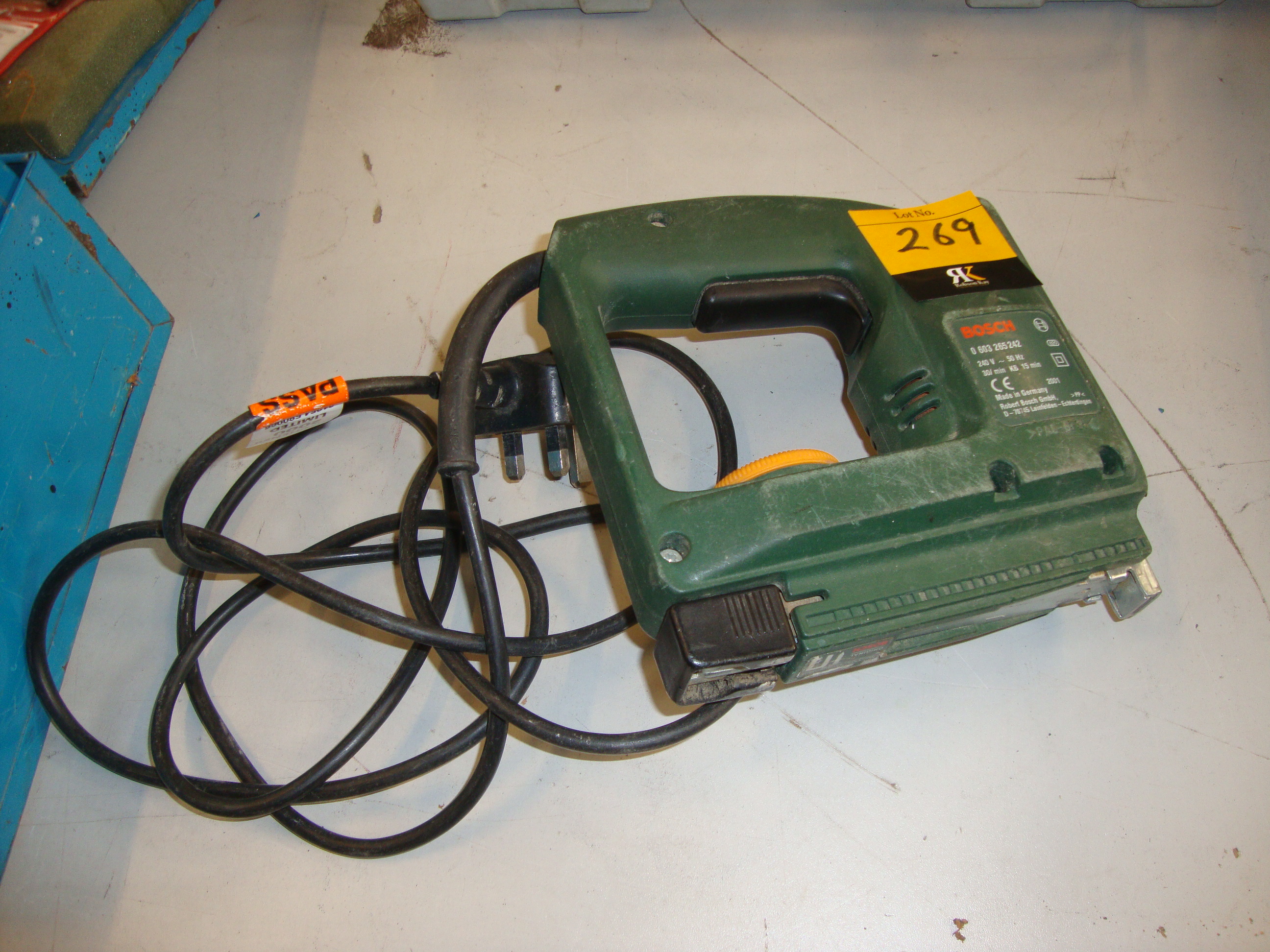 Bosch Duotac model PTK14E electric staple gun