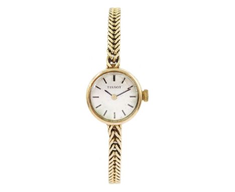Tissot ladies 9ct gold manual wind wristwatch, on integral 9ct gold bracelet, London 1967Condition Report:Approx 9.45gm (excl