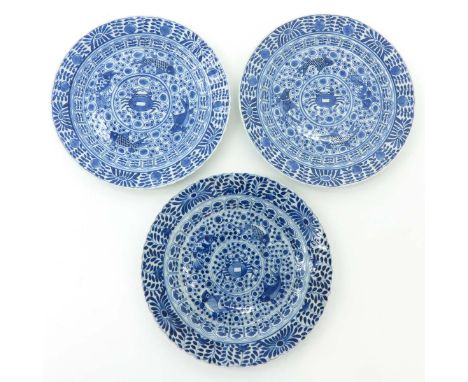 Decorated with sea creatures, Kangxi mark, 21 cm. in diameter, fritting on edges.