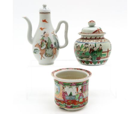 Including teapot, covered jar and pot, teapot is 17 cm. tall, in diverse conditions.