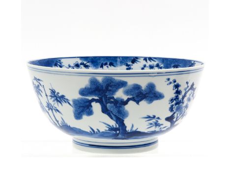 Three friends of the Winter decor, Kangxi mark and period, 20 cm. in diameter, restored.