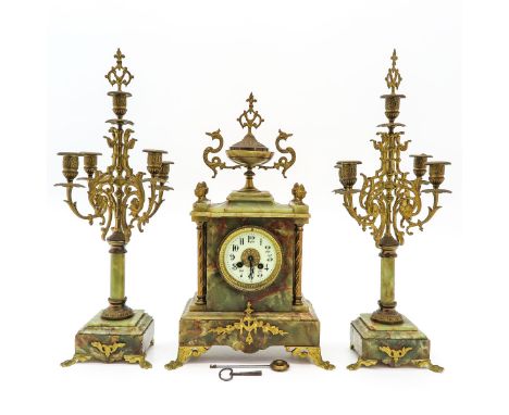 3 parts, onyx, candlestick height 56 ‰€‹‰€‹cm.