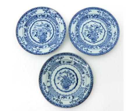 Floral decor, 23 cm. in diameter, light scratches in glaze.