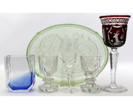 7 Teile Glas/Kristall: Art Deco-Tablett (grün mit Meerjungfrau), hoher Römer, moderne Vase, moderne Vase mit Schiffsdarstellu