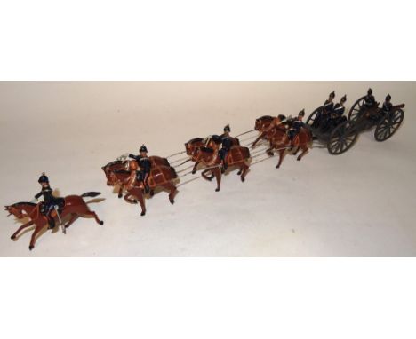 * Britains set 144, Royal Field Artillery Gun Team FIRST VERSION, six horse collar harness team, limber and gun with bucket s