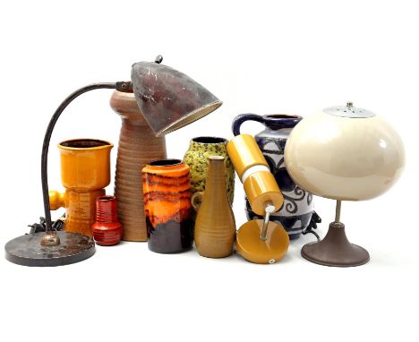 Lot mid-century b.u. 7 ceramic vases incl. Mobach and W-Germany, 3 lamps b.u. Bauhaus desk lamp, Dijkstra table lamps Gispen 