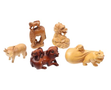 5 wooden miniature figurines including Netsuke, Japan ca. 1980