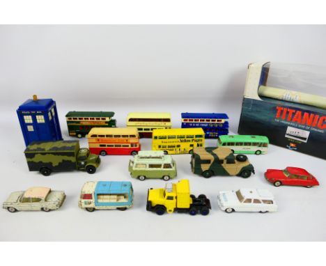 Corgi - EFE - An assortment of unboxed Corgi vehicles in excellent to near mint condition. This lot also including 6 vintage 