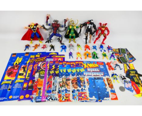 Marvel  - Toy Biz - Spider-Man - X-Men - A collection of action figures including Spy Wolverine, Sabretooth, Silver Samurai, 