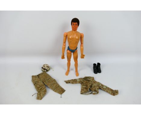 Palitoy - Action Man - An unboxed 1978 Action Man action figure with Flock hair, eagle eyes and gripping hands. This item com