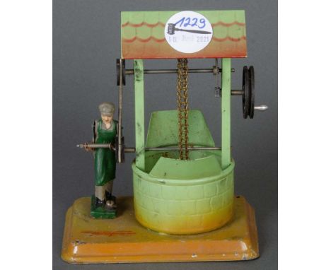 Mechanisches Spielzeug, Marke „Fleischmann“. Metall, lackiert, H=16 cm. (Funktion ungeprüft) 